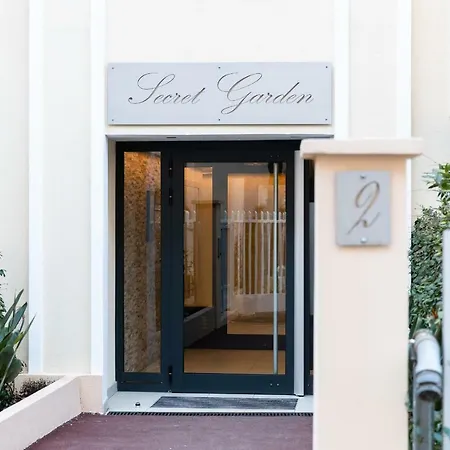 公寓 2-br With Terrace And Pool In The Heart Of Palm *