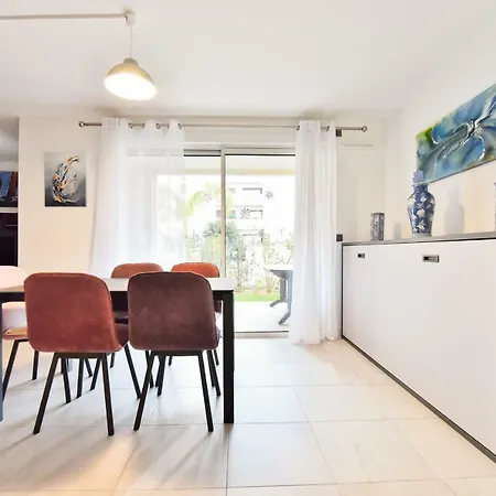Apartment 2-br With Terrace And Pool In The Heart Of Palm Cannes